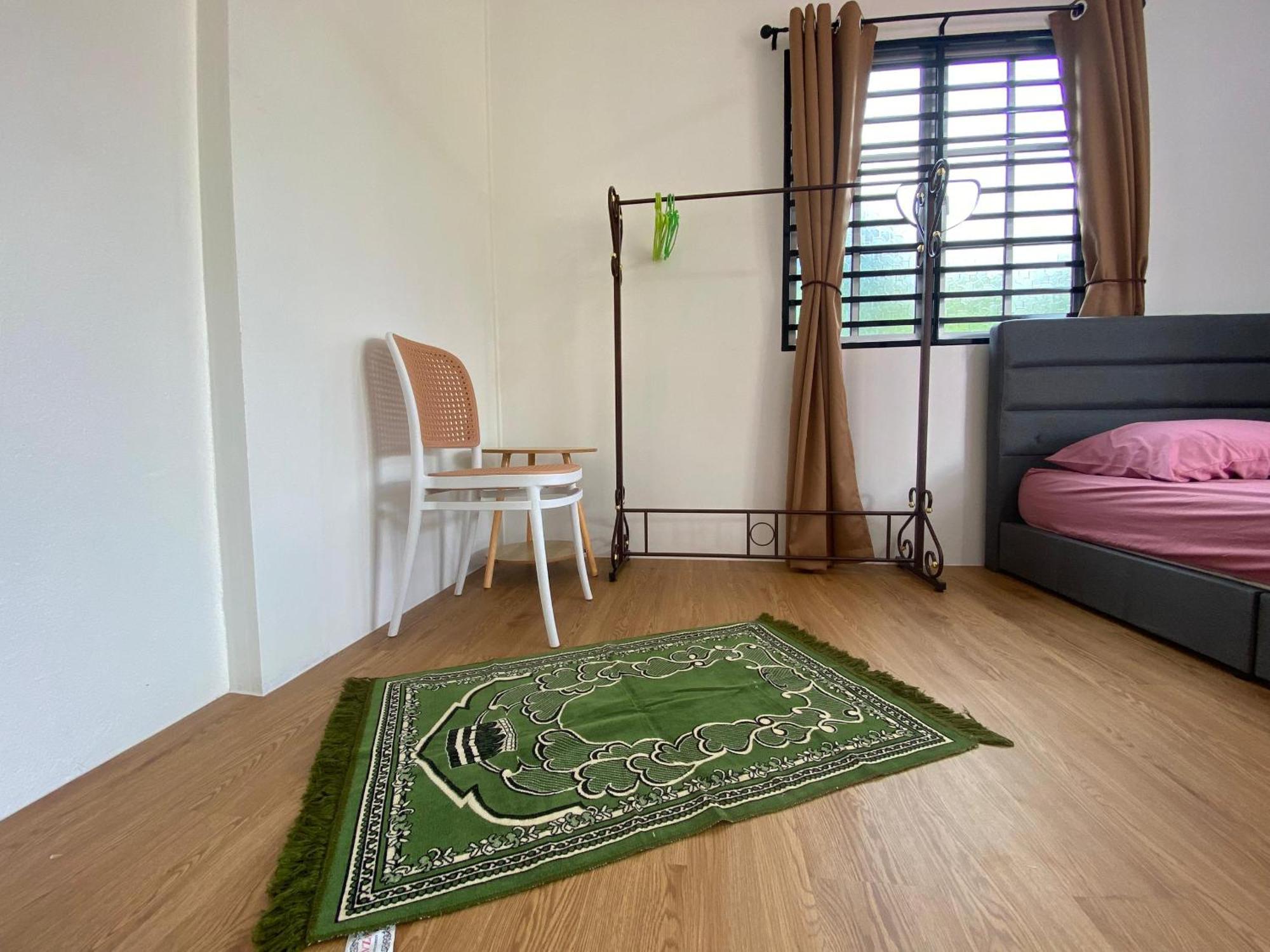 Roomstay Cikgu Mie バヤンレパス エクステリア 写真