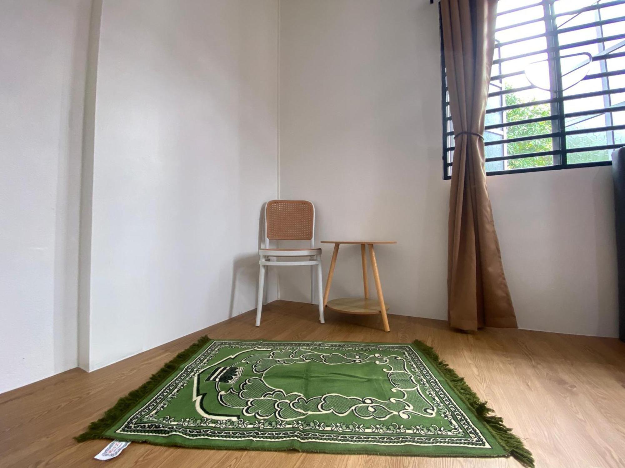 Roomstay Cikgu Mie バヤンレパス エクステリア 写真